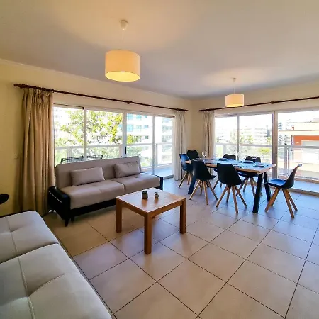 Apartment Flh Da Rocha Spacious Flat *